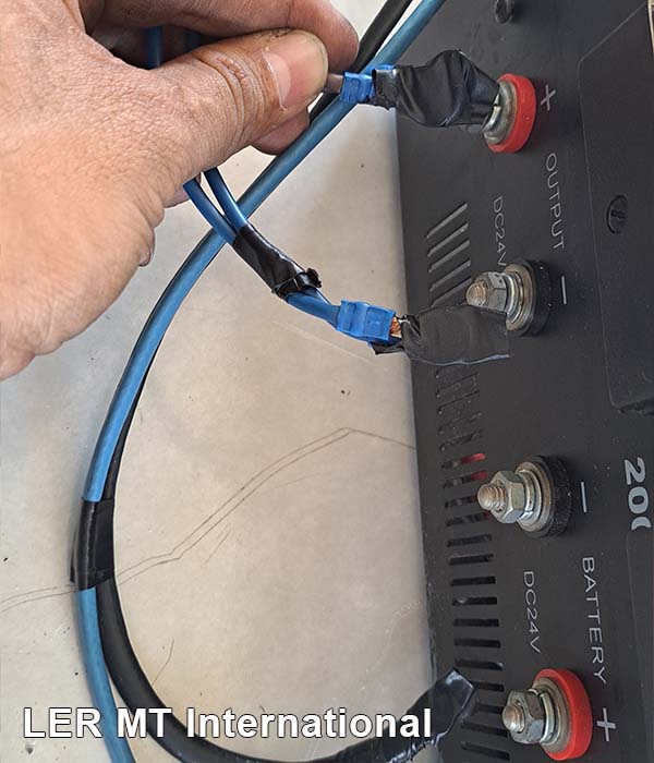電瓶充電器檢修